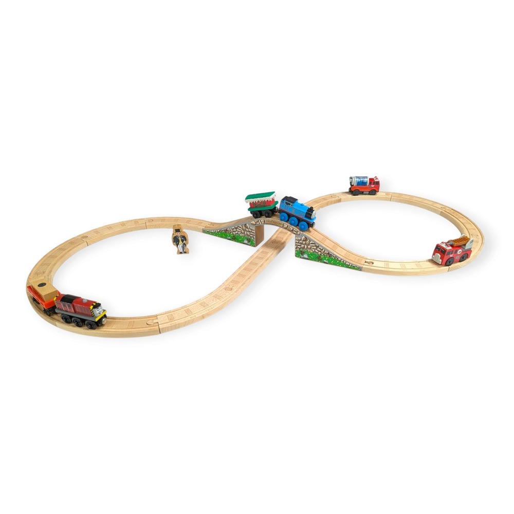 Thomas & Friends Wooden Railway Figure 8 Set Thomas Salty Sodor Fire Vehicles
